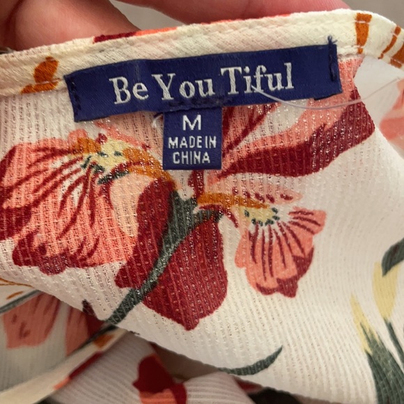 Floral wrap dress with sleeves - Picture 4 of 4